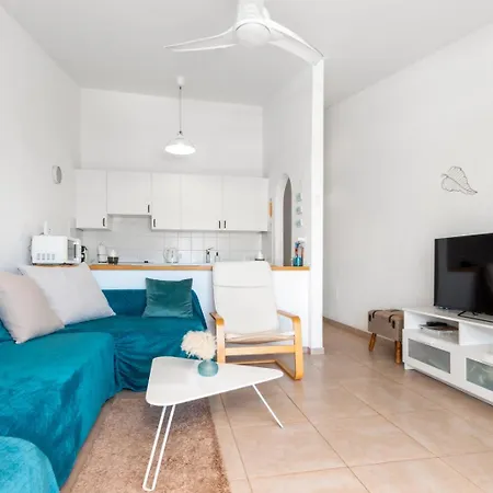 アパート Turquesa Apartment With Complex Pool & Terrace サンミゲル・デ・アボナ